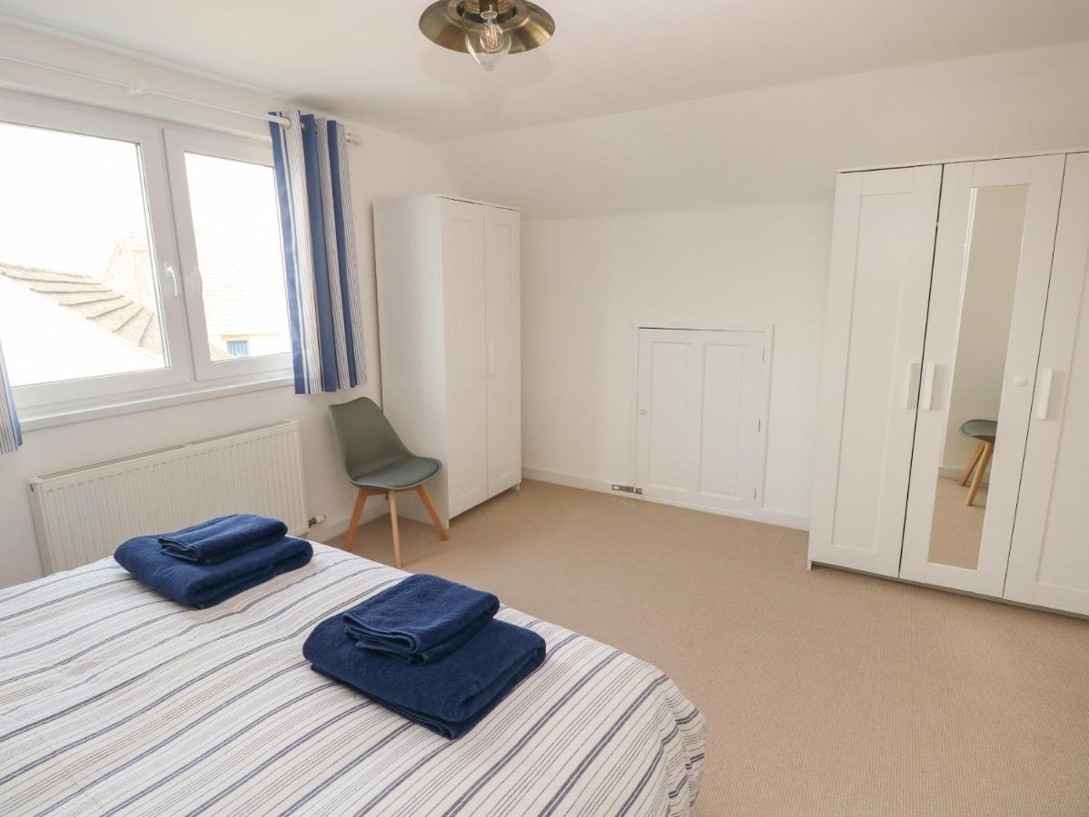 Sandtop Tenby Exterior foto
